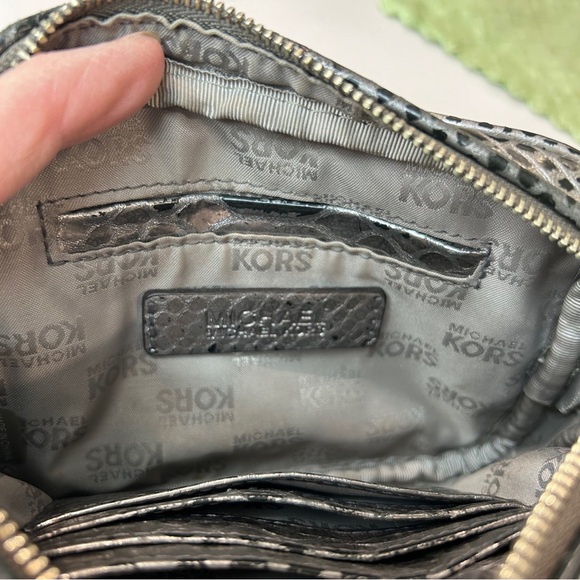 Michael Kors Black Metallic Python Crossbody Mini Bag w/ Bonus Belt Bag - Picture 7 of 16